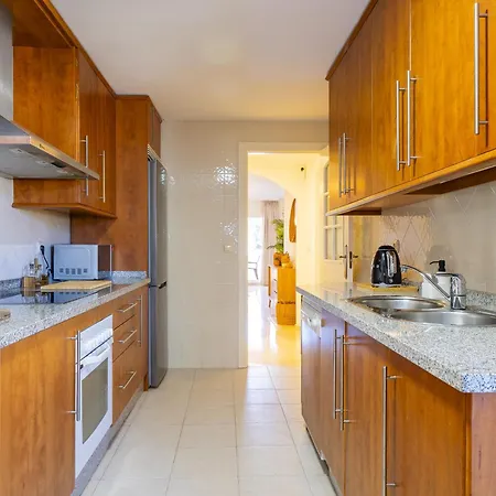 Cubo's Santa Maria Hills 2b * Marbella